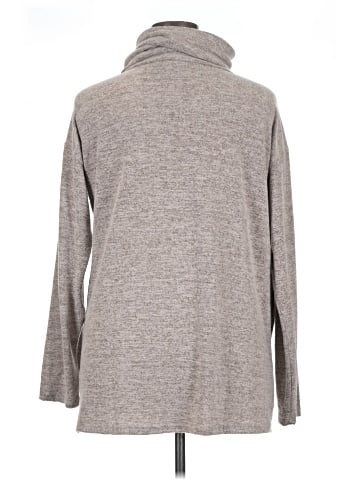 Weaczzy Turtleneck Sweater (view 2)