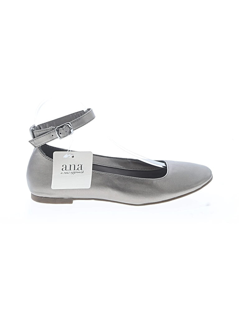 A.n.a. A New Approach Flats In Gray