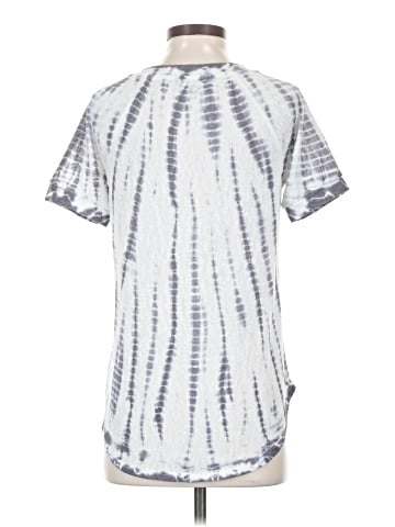 Rock & Republic Short Sleeve T-Shirt (view 2)