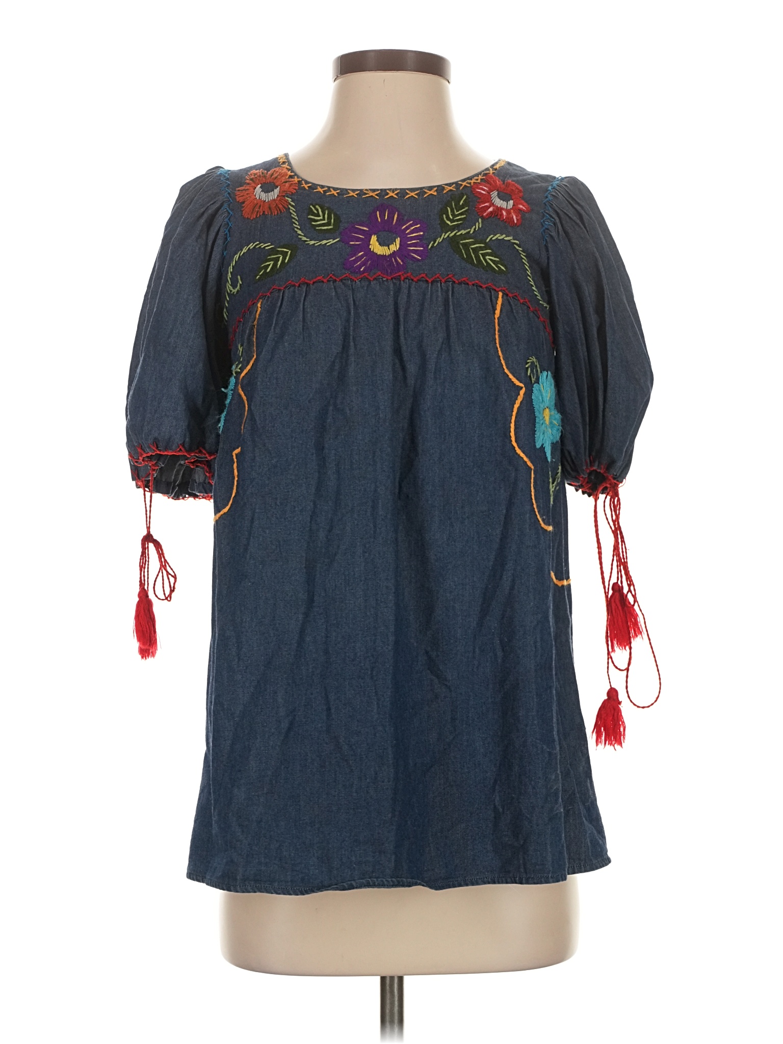 VAVA by Joy Han Women's Tops On Sale Up To 90% Off Retail | ThredUp