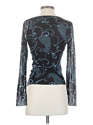 The Limited Long Sleeve Top (view 2)