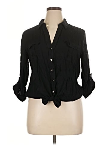 Melissa Paige 3/4 Sleeve Button-Down Shirt (view 1)
