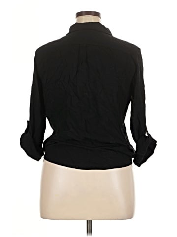 Melissa Paige 3/4 Sleeve Button-Down Shirt (view 2)