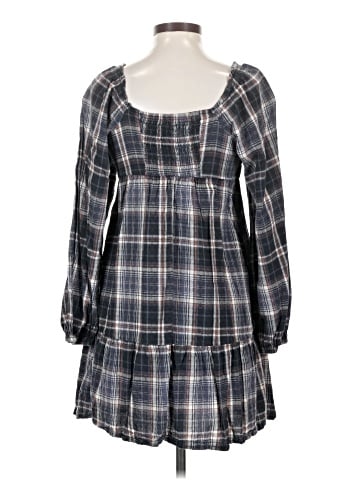 Universal Thread Casual Dress (view 2)