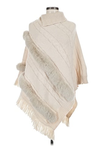 Coco + Carmen Poncho (view 1)