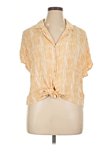 En Creme Short Sleeve Blouse (view 1)