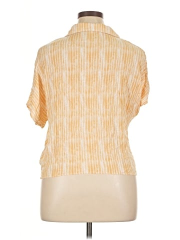 En Creme Short Sleeve Blouse (view 2)