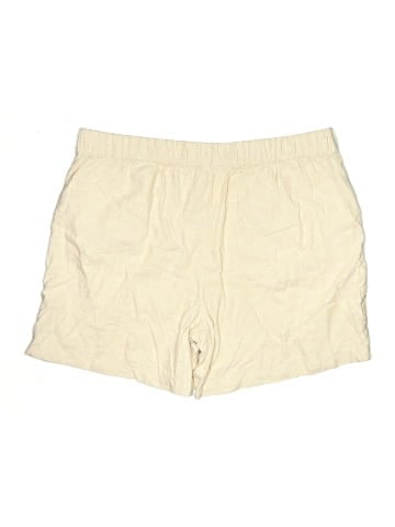 Croft & Barrow Khaki Shorts (view 2)