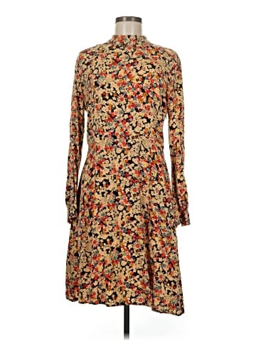 Chelsea & Theodore Casual Dress (view 1)