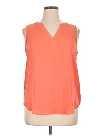Maurices Sleeveless T-Shirt (view 1)