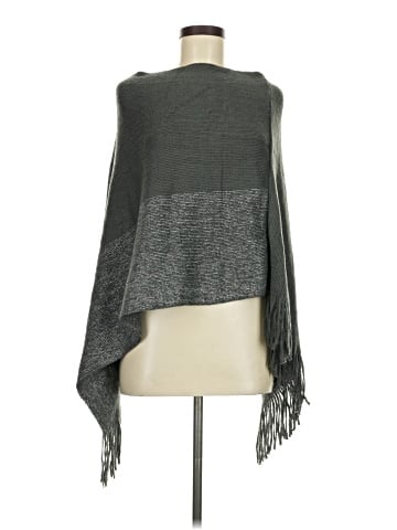 Kendall & James Poncho (view 1)