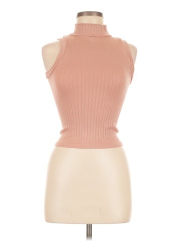 Yahada Sleeveless Top (view 1)