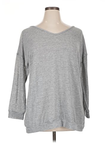 Amaryllis 3/4 Sleeve Top (view 1)