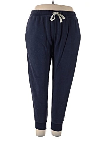 Newport Casual Pants (view 1)