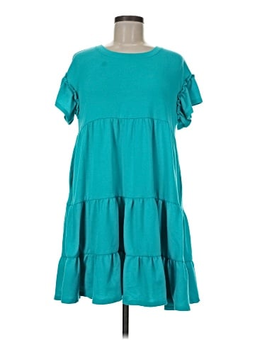 Crown & Ivy Casual Dress (view 1)
