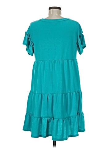 Crown & Ivy Casual Dress (view 2)