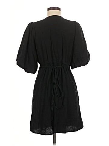 Old Navy Casual Dress (view 2)