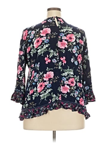 Suzanne Betro 3/4 Sleeve Blouse (view 2)