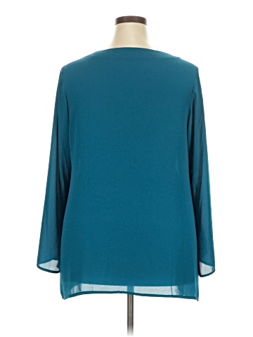 Violet & Claire 3/4 Sleeve Blouse (view 2)