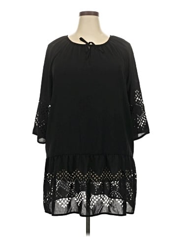 Freshwater 3/4 Sleeve Blouse (view 1)