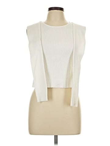 Le Lis Sleeveless Blouse (view 1)
