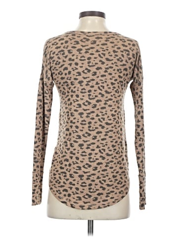 Abercrombie & Fitch Pullover Sweater (view 2)