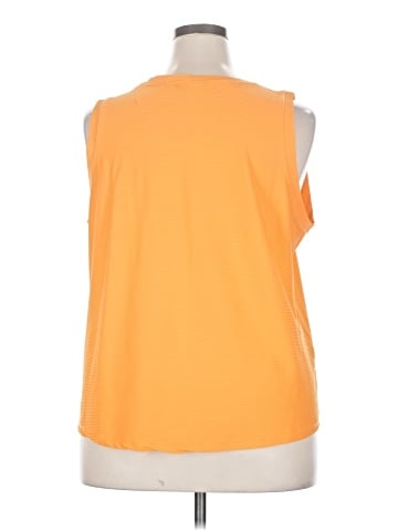 Maurices Sleeveless T-Shirt (view 2)