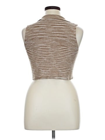 Hazel Sleeveless Top (view 2)
