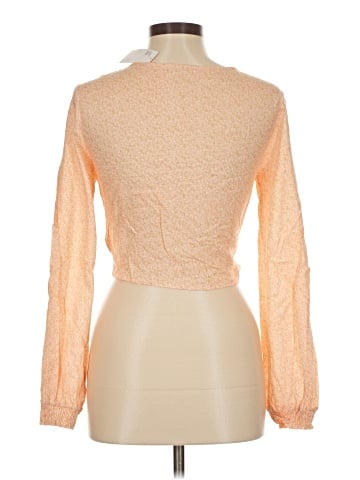 Urban Outfitters Long Sleeve T-Shirt (view 2)