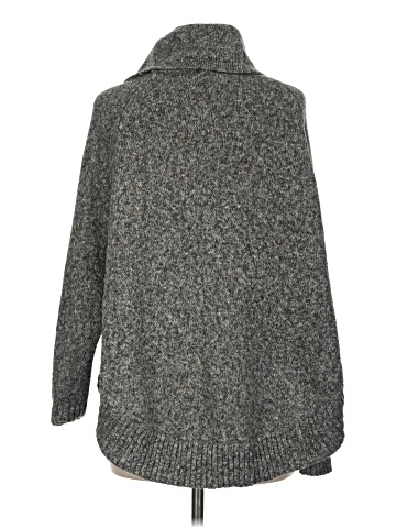 Leo & Nicole Pullover Sweater (view 2)