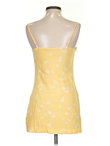 Kendall & Kylie Casual Dress (view 2)
