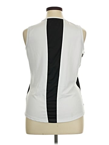 Russell Athletic Sleeveless T-Shirt (view 2)