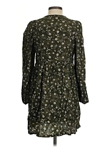 Old Navy Casual Dress (view 2)