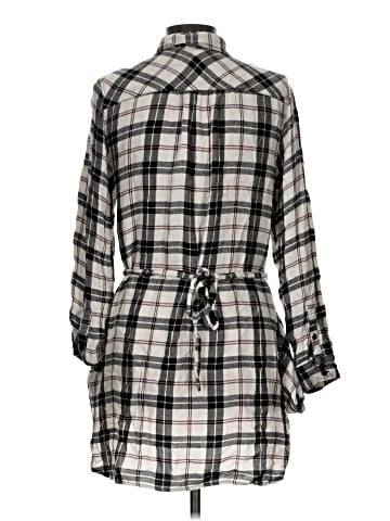 Forever 21 3/4 Sleeve Button-Down Shirt (view 2)