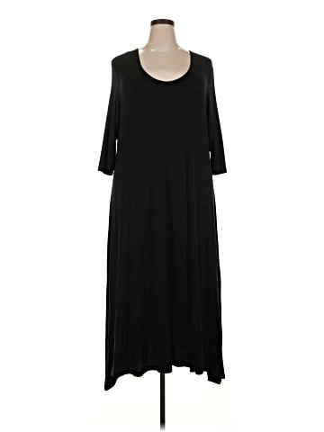 The Pyramid Collection Casual Dress (view 1)