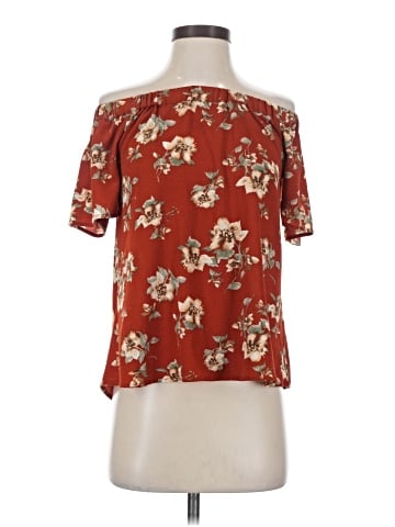 Sweet Wanderer Short Sleeve Blouse (view 1)