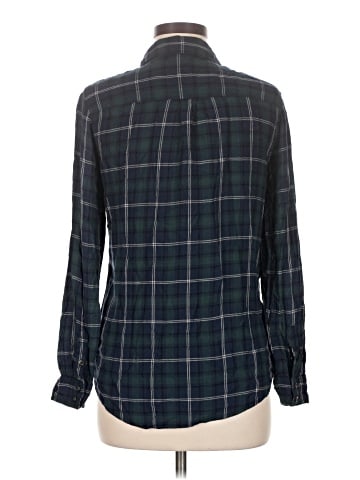 Forever 21 Long Sleeve Button-Down Shirt (view 2)