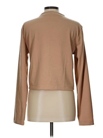 Chic Wish Sweatshirt (view 2)