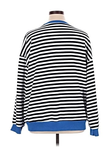 Unbranded Pullover Sweater (view 2)
