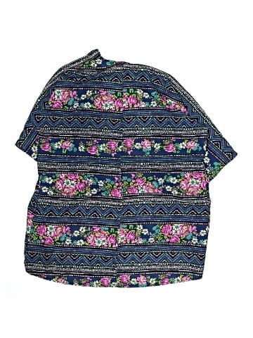 Lularoe Kimono (view 2)