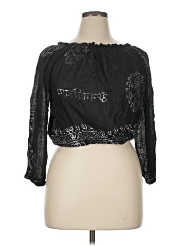 Yak n Yeti 3/4 Sleeve Blouse (view 1)