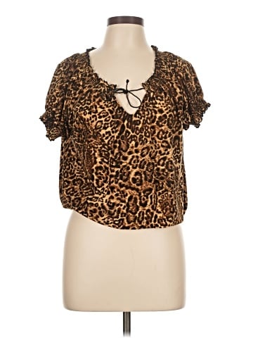 Isabella Rodriguez Short Sleeve Blouse (view 1)