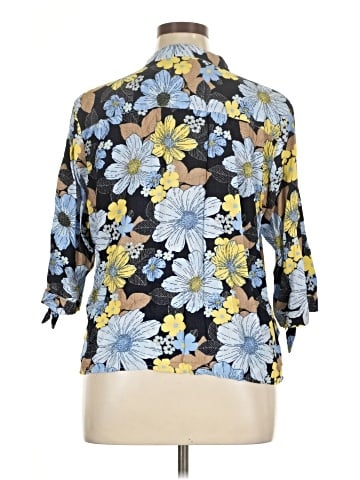 Allison Daley 3/4 Sleeve Blouse (view 2)