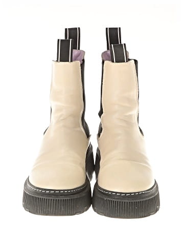 LAST Boots (view 2)