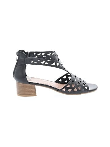 Baretraps Sandals (view 1)
