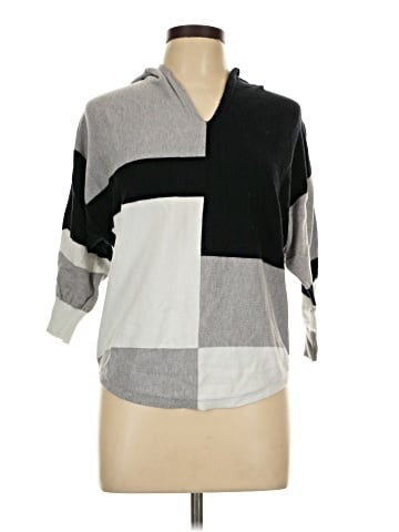 Aaeda Poncho (view 1)