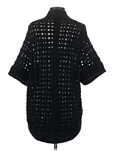 Tsesay Poncho (view 2)