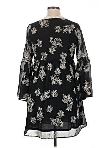 Sequin Hearts Casual Dress (view 2)