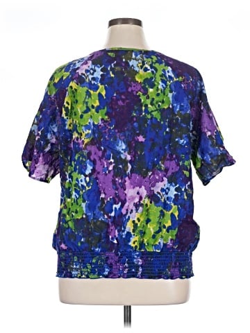 IZOD Short Sleeve Blouse (view 2)