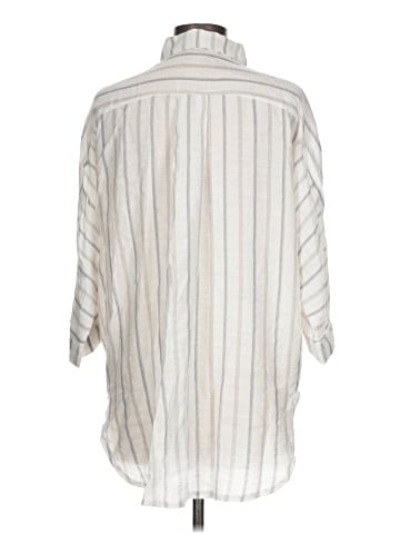 Style Rack 3/4 Sleeve Button-Down Shirt (view 2)